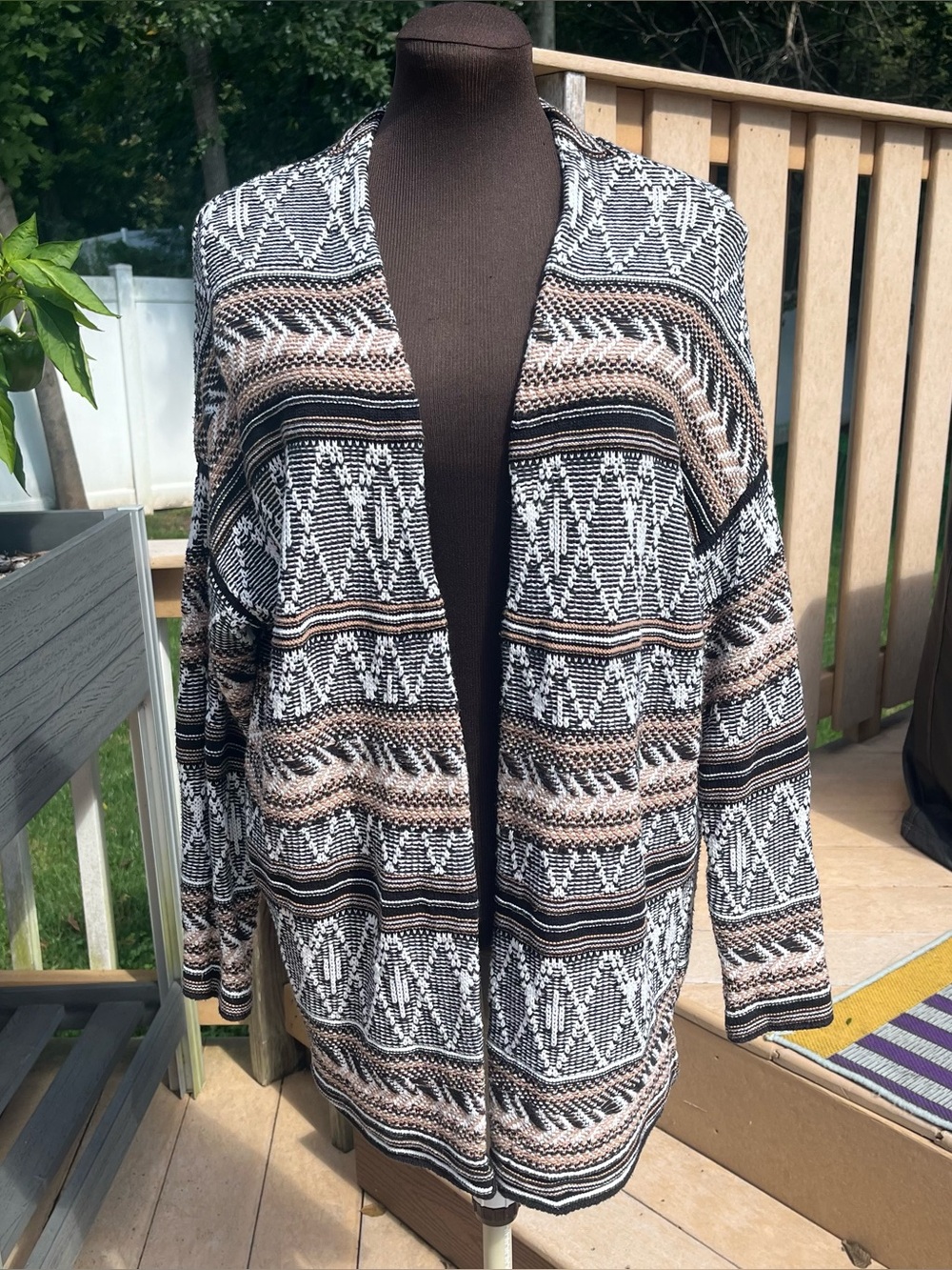 Old Navy Women's Geometric Aztec Pattern Open Front Cardigan Sweater Size M Boho